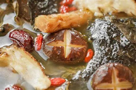 党参枸杞乌鸡汤】的做法步骤图】日食记_下厨房